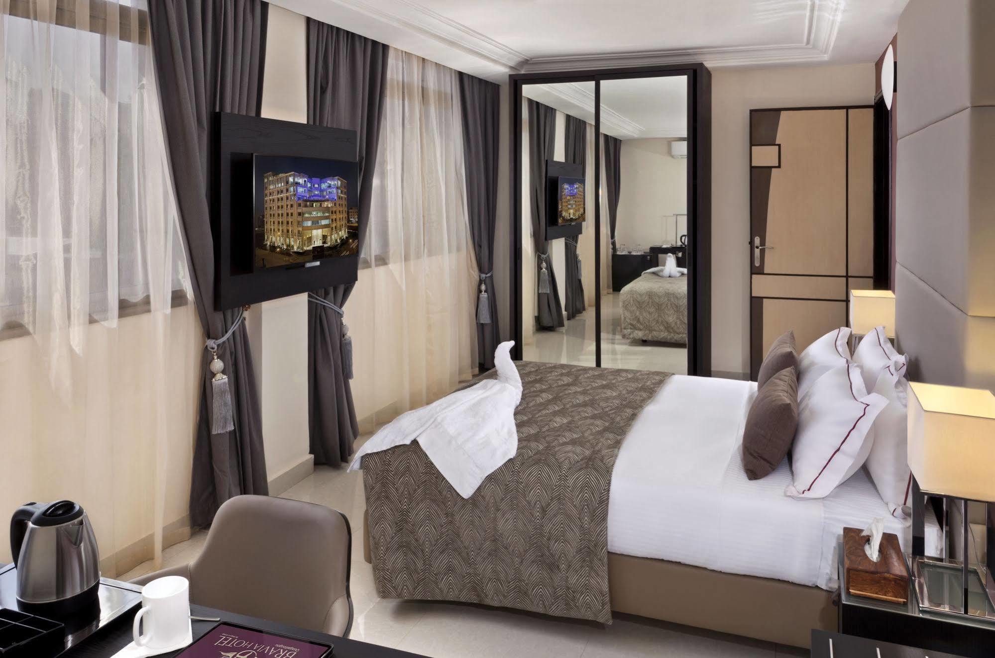 Bravia Hotel Ουαγκαντουγκού Εξωτερικό φωτογραφία